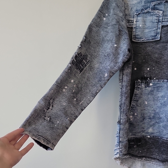 Stylish Blue Denim-Look Hoodie - Picture 7 of 12